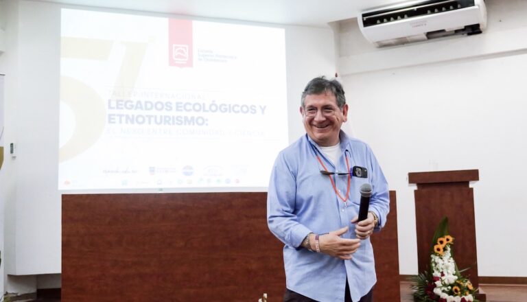 Dr. Fausto Sarmiento, a University of Georgia professor, gives a presentation in Ecuador.